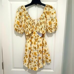 NWT Women’s Princess Polly dress